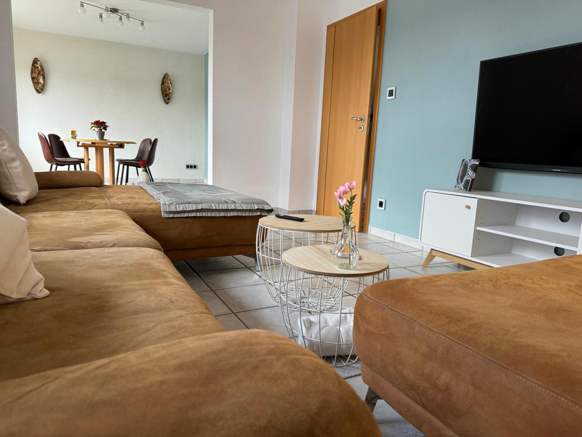 Ruhrpott Residenz - 3 Zimmer Suite - 70Qm Mit Balkon Oberhausen  Extérieur photo