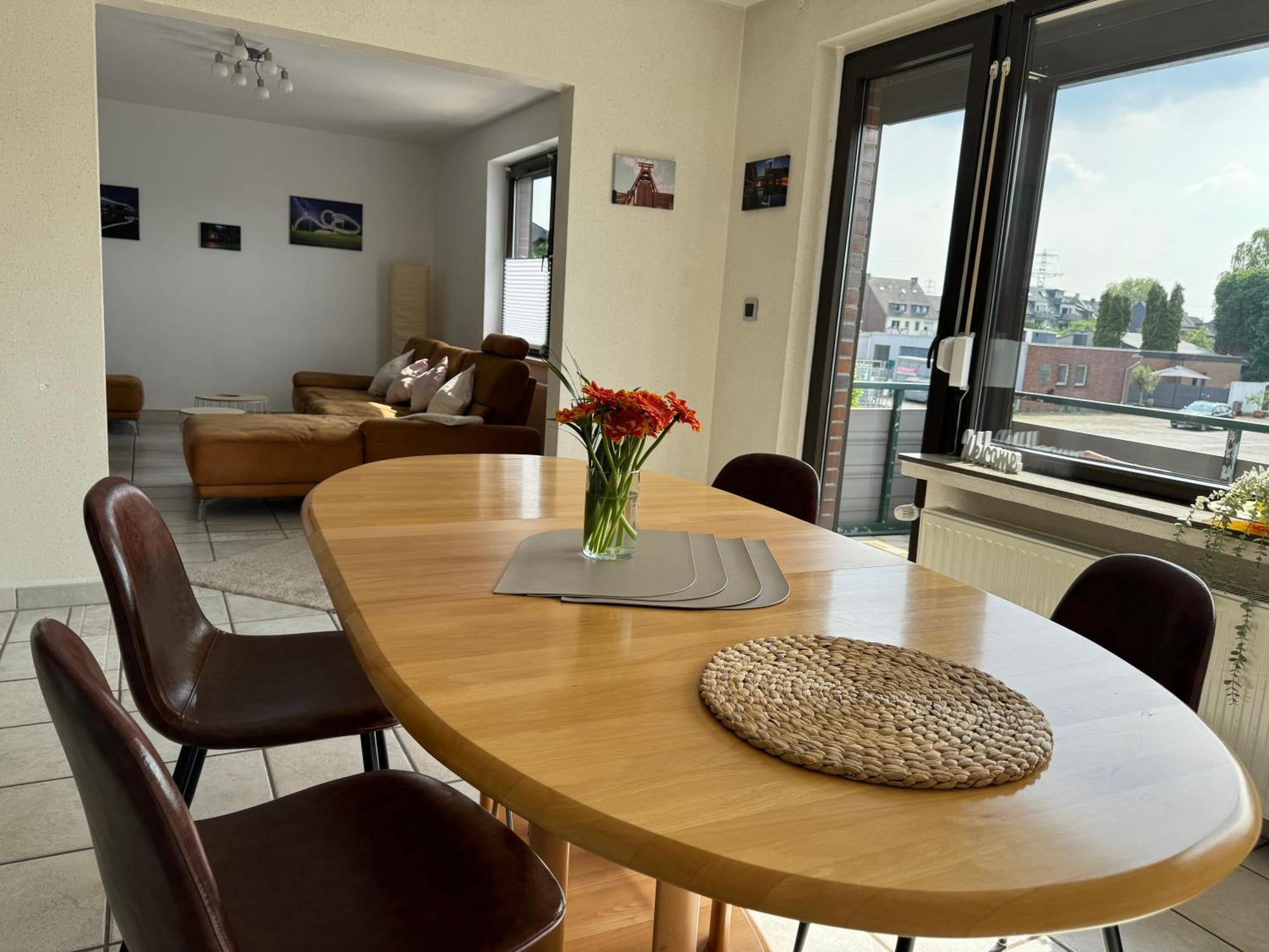 Ruhrpott Residenz - 3 Zimmer Suite - 70Qm Mit Balkon Oberhausen  Extérieur photo